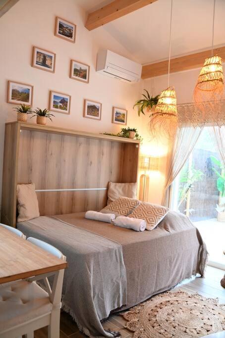 Maisonnette Avec Terrasse Et Jardin-parking Prive-9mn Des Plages A Pied *