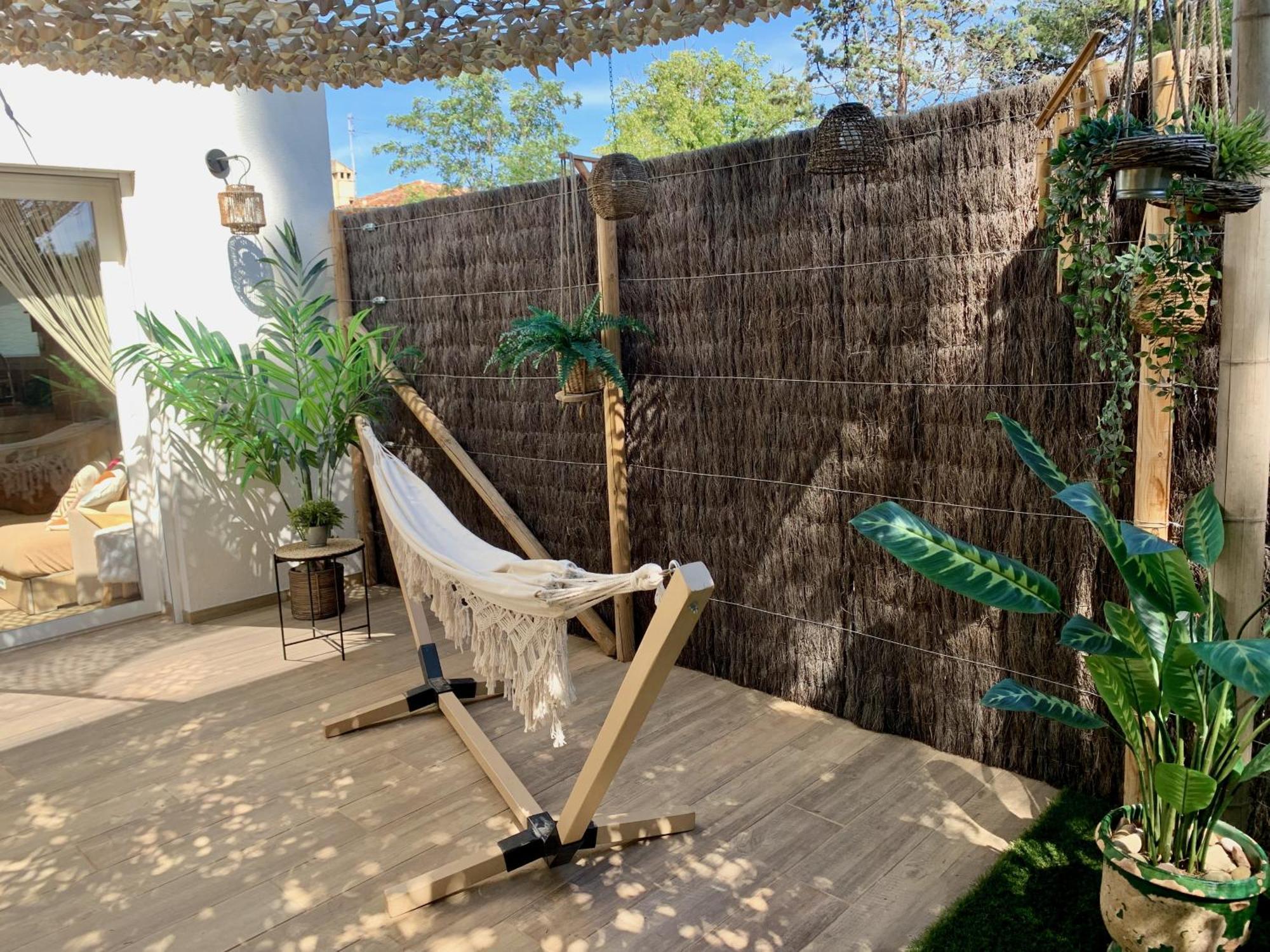 Maisonnette Avec Terrasse Et Jardin-parking Prive-9mn Des Plages A Pied * La Ciotat