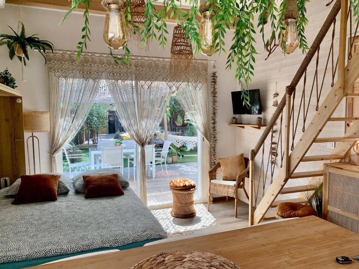 Villa Maisonnette Avec Terrasse Et Jardin-parking Prive-9mn Des Plages A Pied *