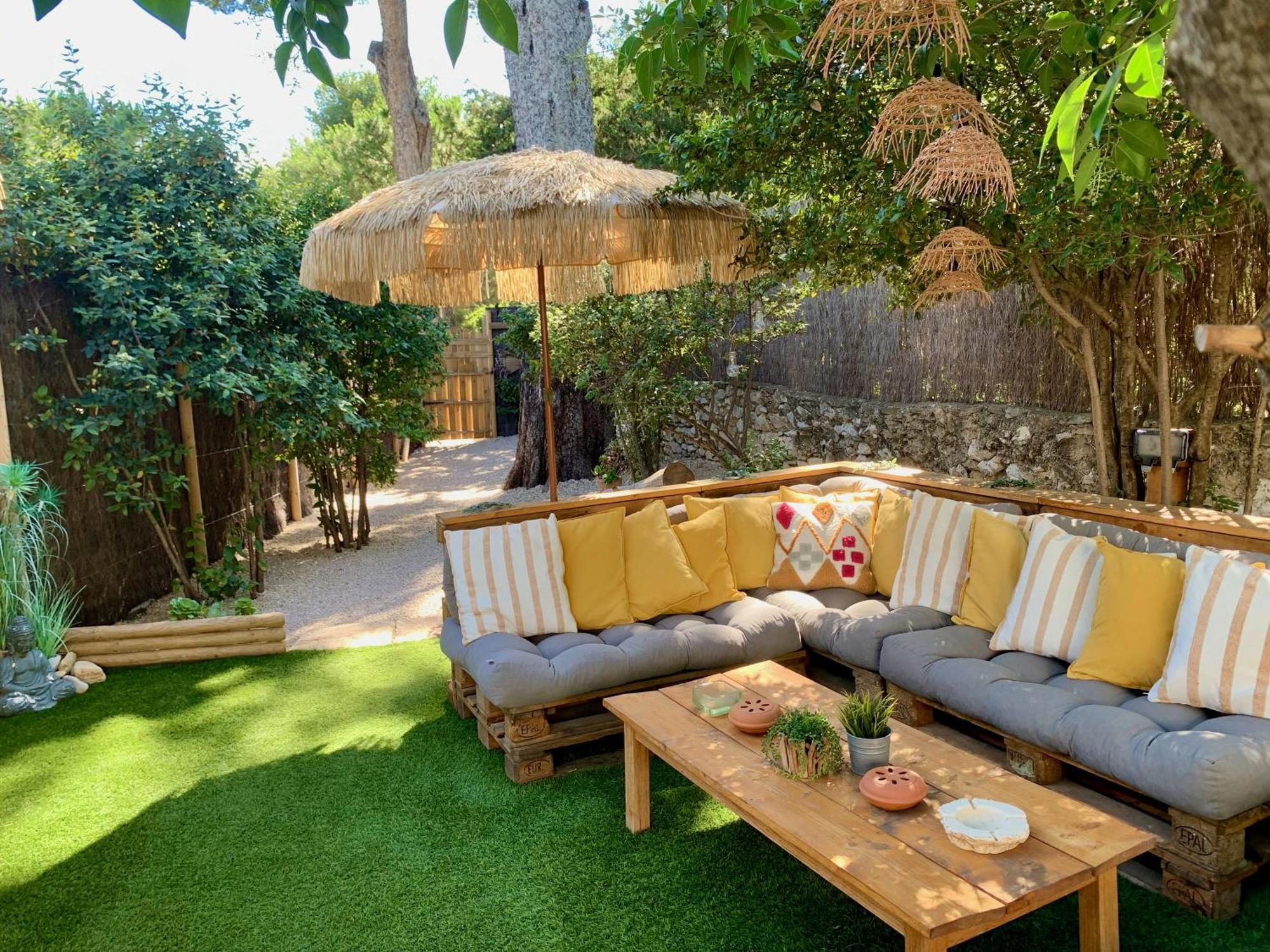 Villa Maisonnette Avec Terrasse Et Jardin-parking Prive-9mn Des Plages A Pied *
